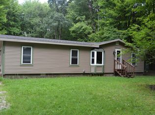11523 Apple Dr, Nunica, MI 49448