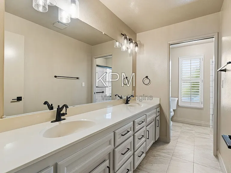 3342 Cove Cir — Photo 24