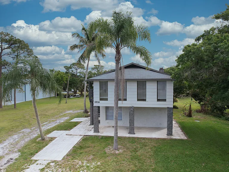 4916 Silver Oak Dr — Photo 32