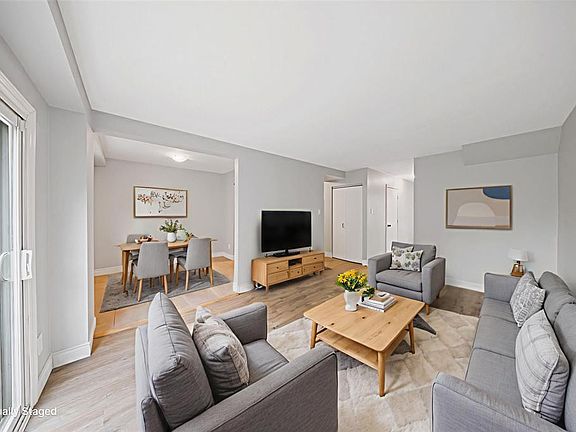 3rd image of 183 Bedford Cres