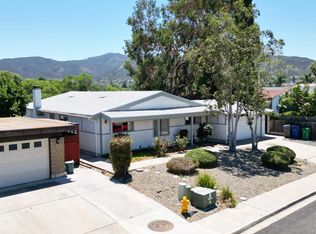 9081 Inverness Rd, Santee, CA 92071