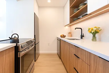 Rented by Manhattan Realty Group