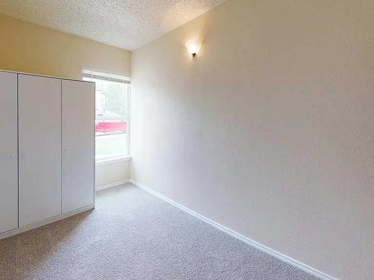 2166 Mossy Creek Dr — Photo 15