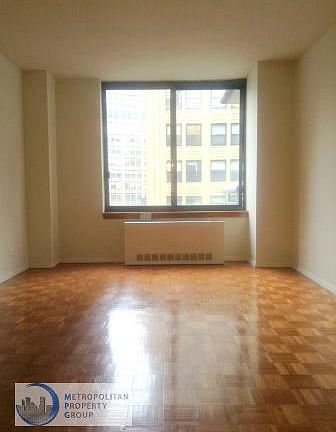 3rd image of 990 6th Ave APT 11H