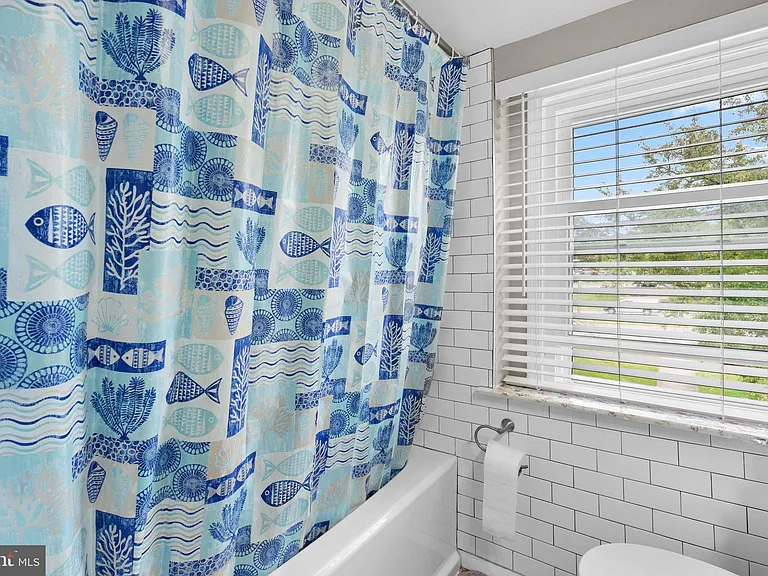 81 Watkins Park Dr #41 — Photo 37