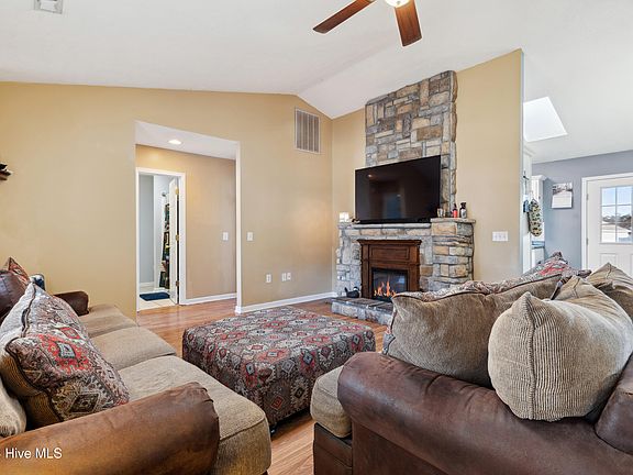 4th image of 138 Wild Raven Street NW