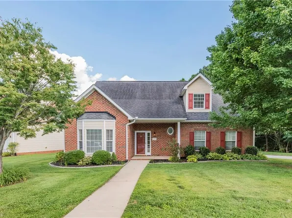 1229 Avery Way, Kernersville, NC 27284