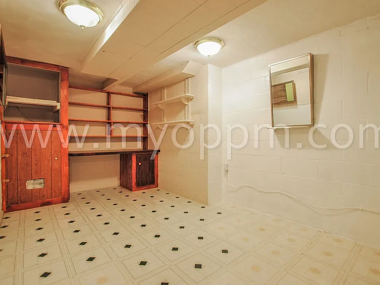 4114 N 54th St — Photo 15
