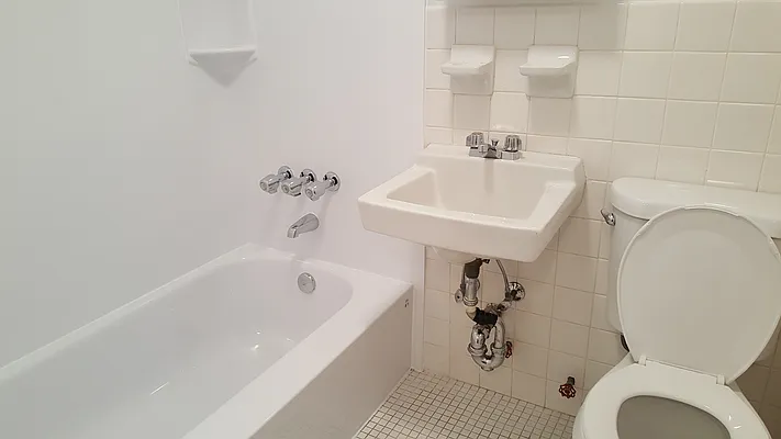 Rented by JMK Realty | media 4