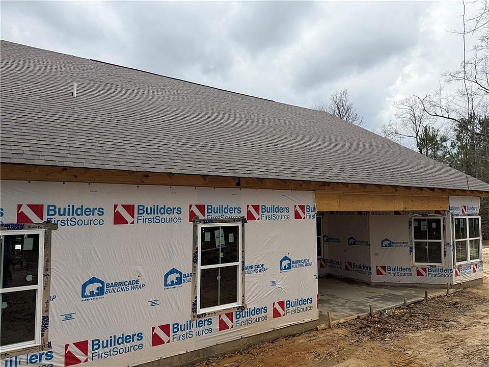 2nd image of 418 Oswichee Rd
