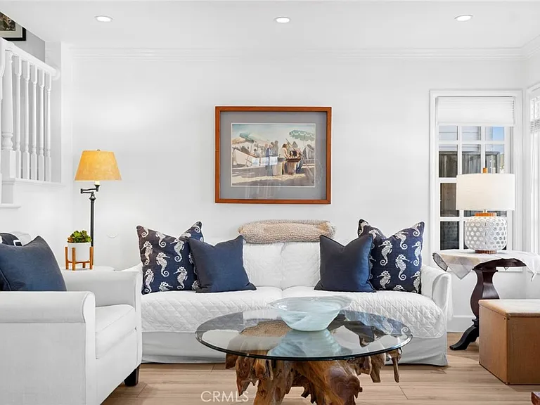 117 Amethyst Ave — Photo 6