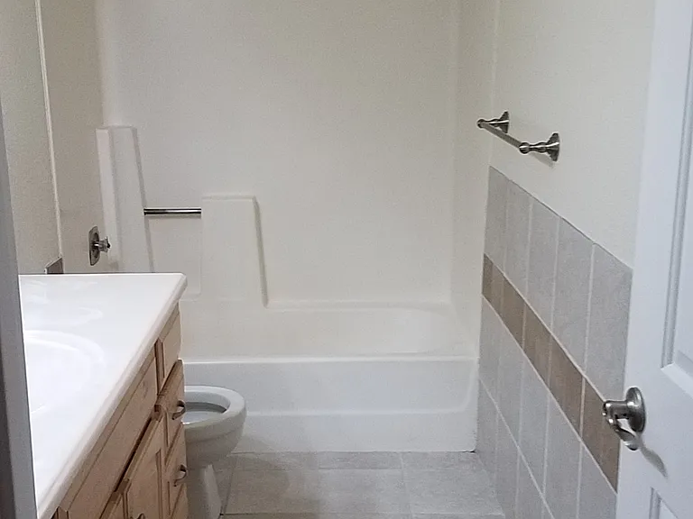 14527 NE 40th St #G101 — Photo 12