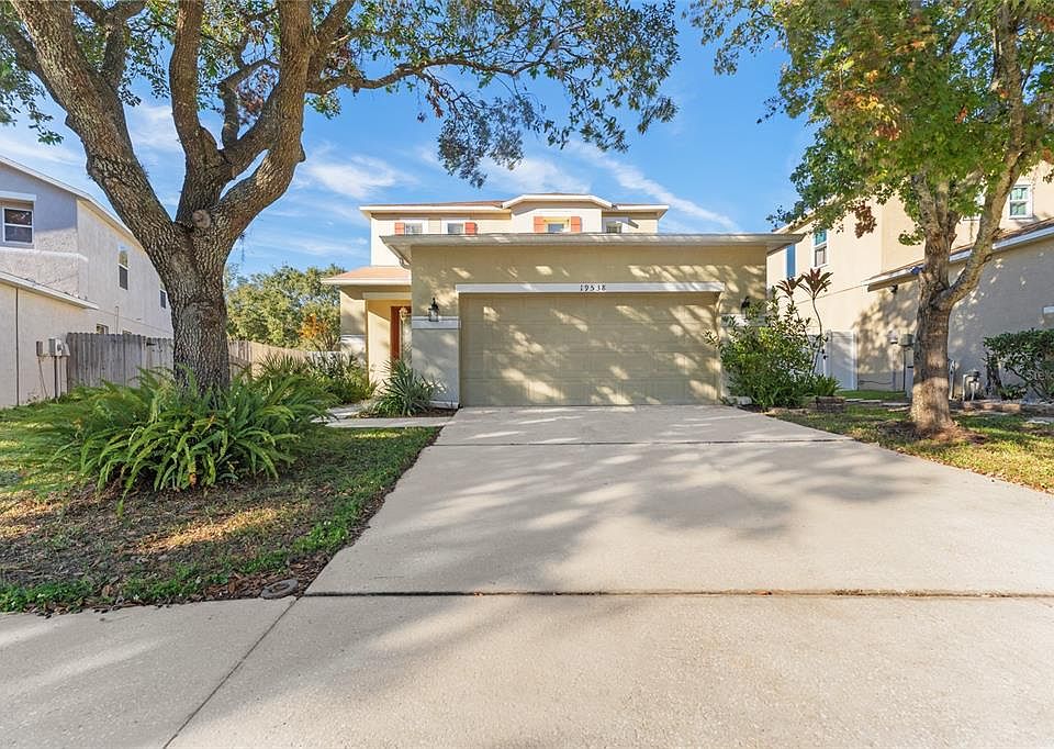 1st image of 19538 Timberbluff Dr