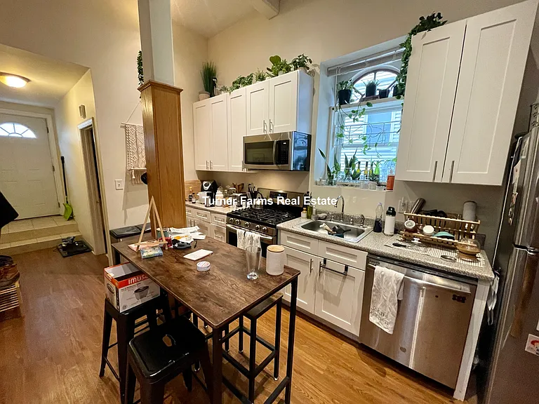 106 Central St #1A — Photo 12