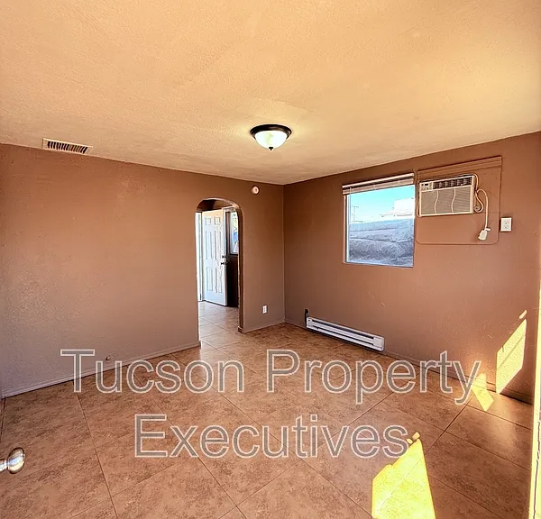 3625 S 7th Ave #2 — Photo 5