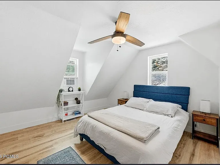200 Aspen Dr — Photo 5