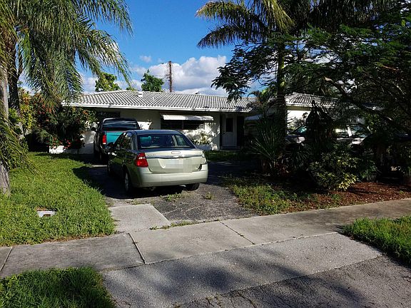 3rd image of 600 NE 23rd Ter
