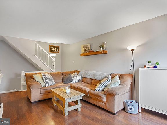 2nd image of 6813 Hilltop Dr #193