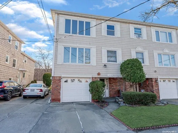 15-76 208th Street, Bayside, NY 11360