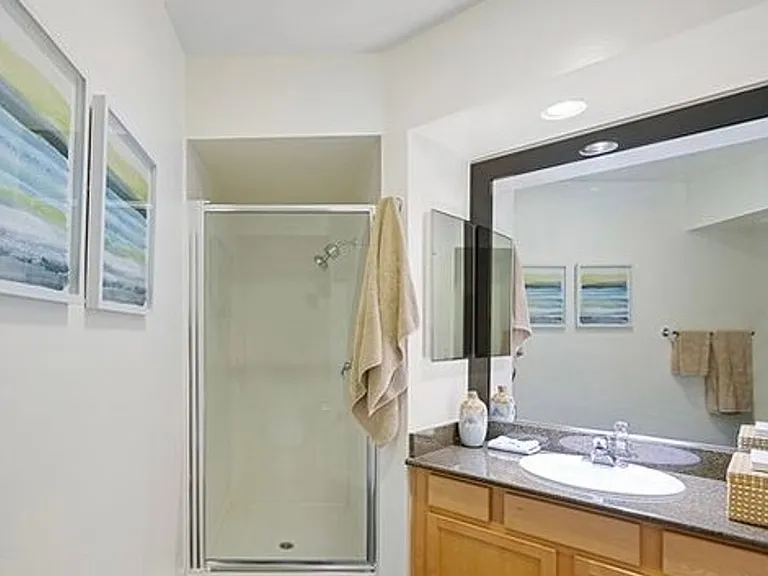 1222 S Westgate Ave #202 — Photo 16
