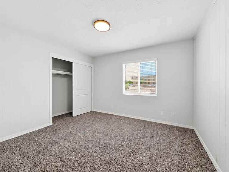 565 Gallagher St — Photo 33