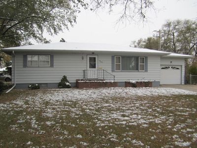 1601 McDonald Dr, Huron, SD, 57350