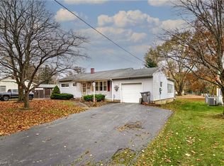 3520 Kirk Rd, Youngstown, OH 44511