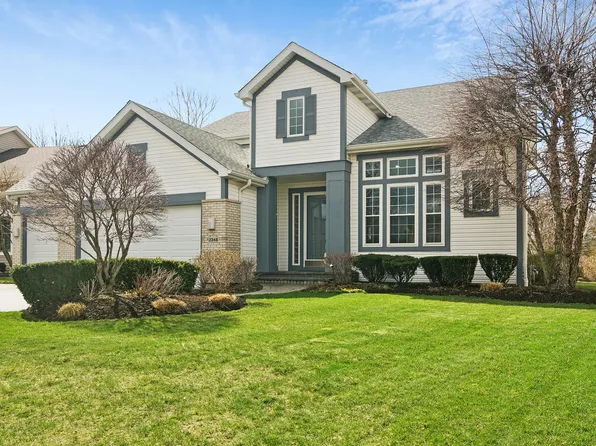 2248 Avalon Dr, Buffalo Grove, IL 60089