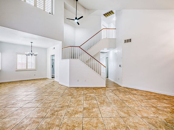 3rd image of 8604 Magnolia Ridge Ave