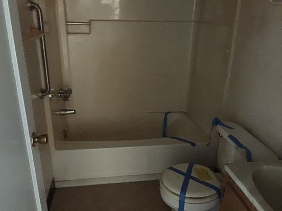 5th image of 1241 Childs Ave