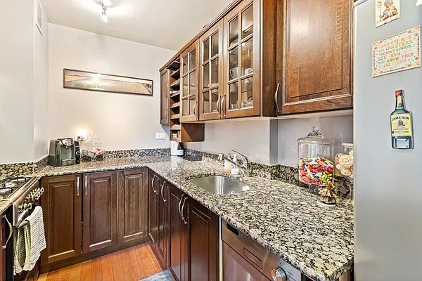 Rented by Douglas Elliman | media 9