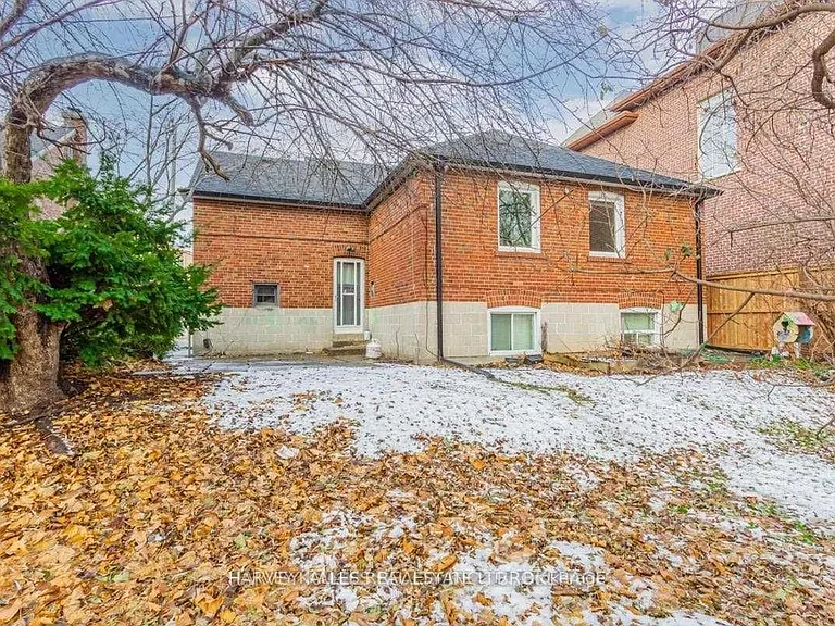 157 Viewmount Ave #MAIN — Photo 27