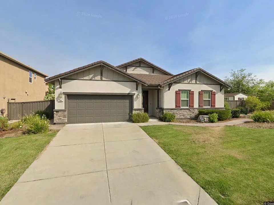 800 Valencia Ct
