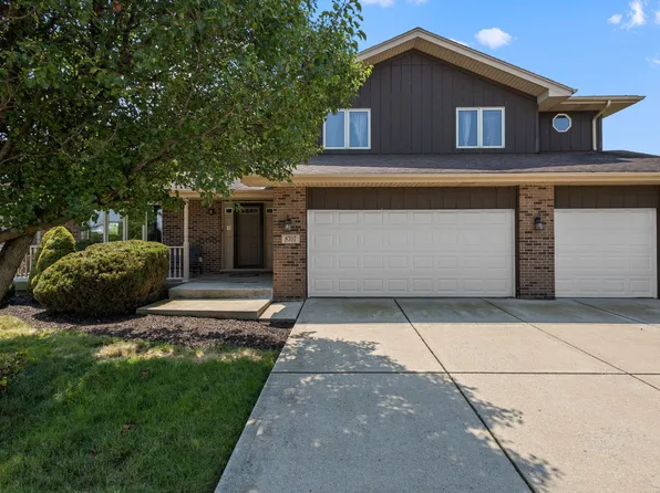 8707 Fairfield Ln, Tinley Park, IL 60487