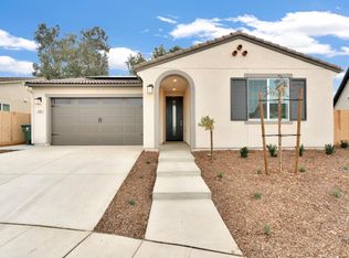 2143 N Renn Ave, Clovis, CA 93619