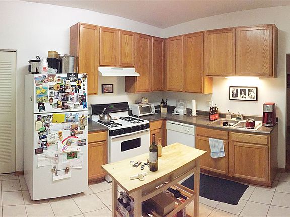 5th image of 2141 N Humboldt Blvd #3