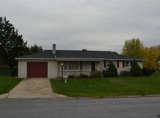 2242 Sycamore Rd, York, PA 17408