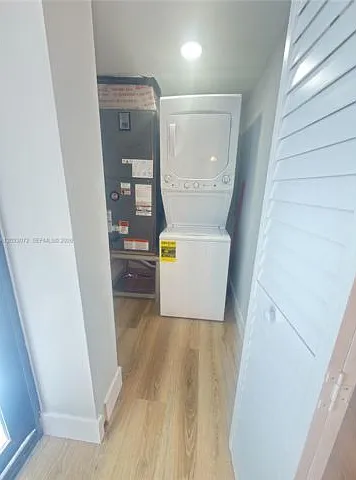 2560 SW 122nd Ct — Photo 4