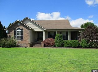 146 Lilly Pond Ln, Martin, TN 38237