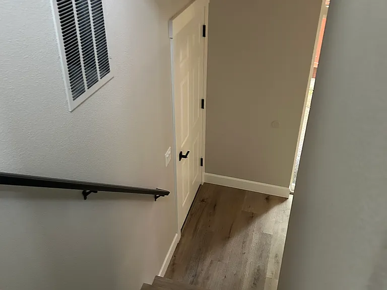 1093 SE Bianca St — Photo 13