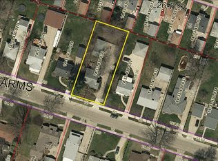21619 Shady Ln, Saint Clair Shores, MI 48080