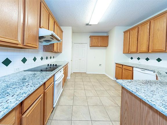 3rd image of 9024 McMullen Dr