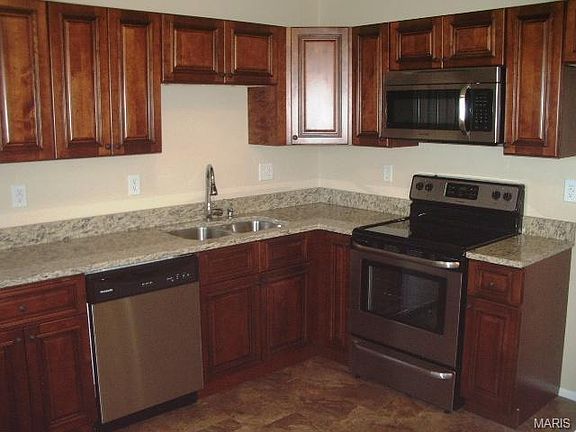 5th image of 1705 Verlene Dr