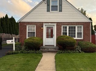 13 Gerald Ave, Hicksville, NY 11801