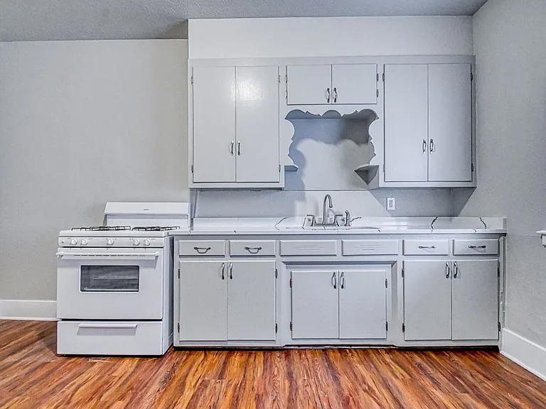711 Jenkins Ave — Photo 16