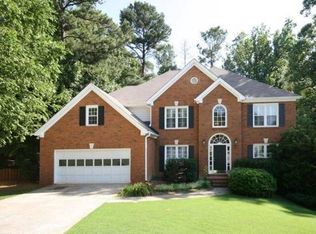 405 Wildwood Lake Ct, Suwanee, GA 30024