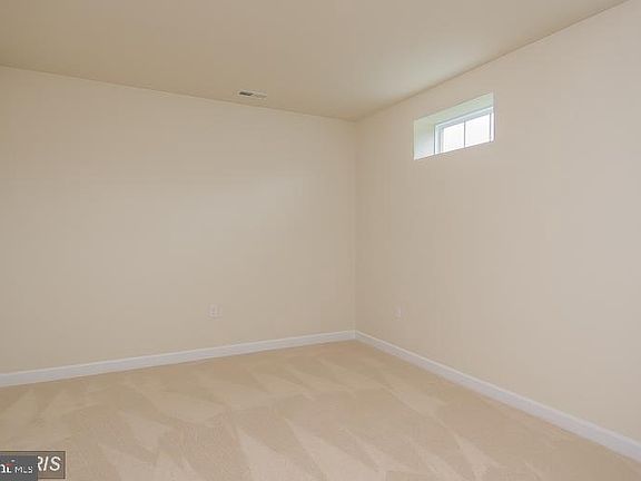 4th image of 519 Hotchkiss Dr
