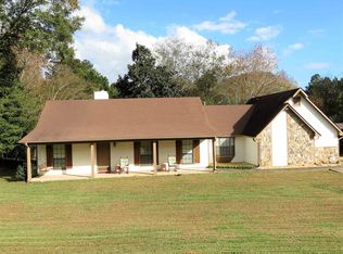 8478 Carlton Rd, Riverdale, GA 30296