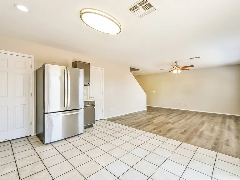 2236 E Spruce Dr — Photo 8