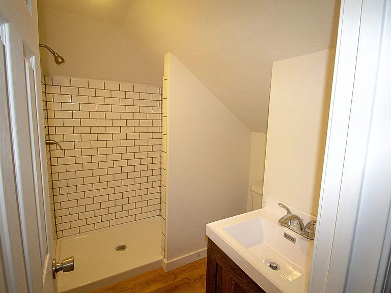 400 W Worley St — Photo 13